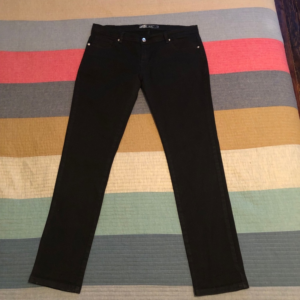 Black Jeans